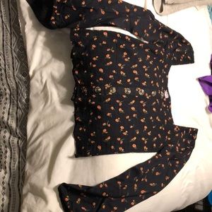 No boundaries large shirt